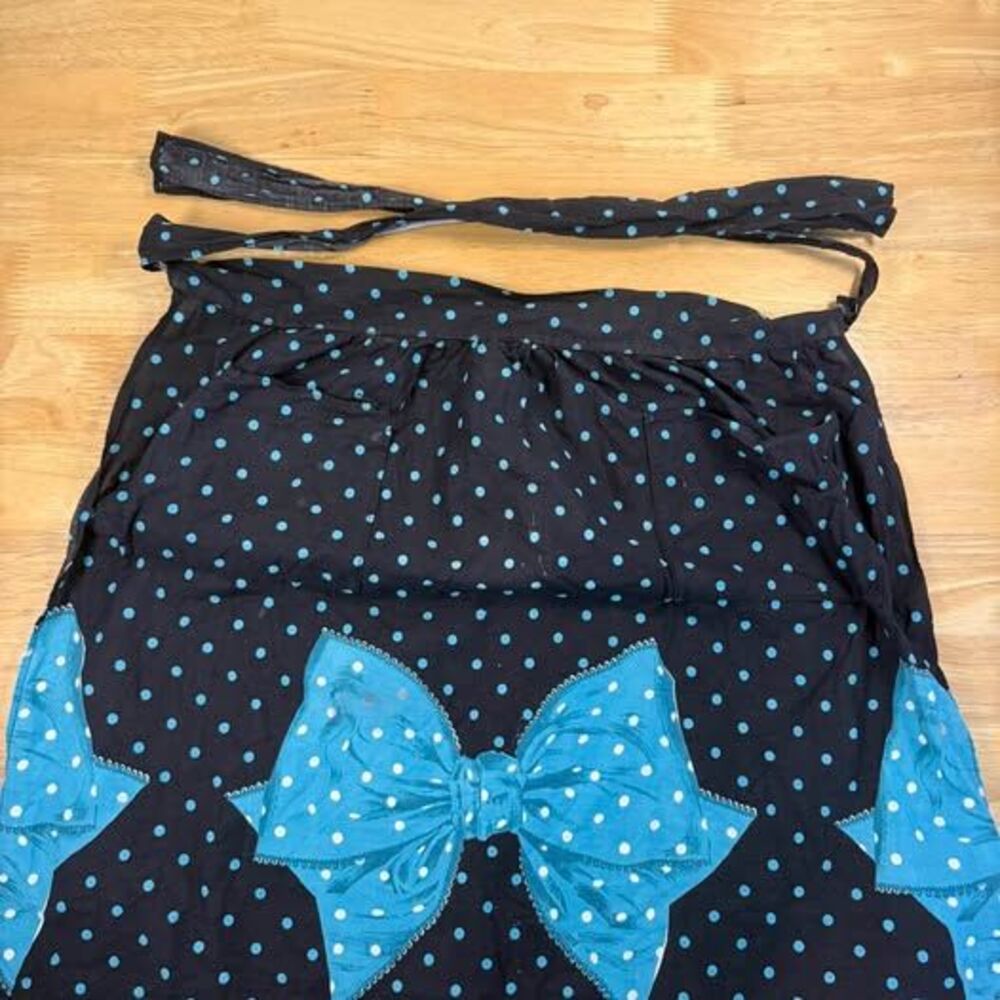 Vintage Style Polka Dot Half Apron with Bows and Pockets Blue Black